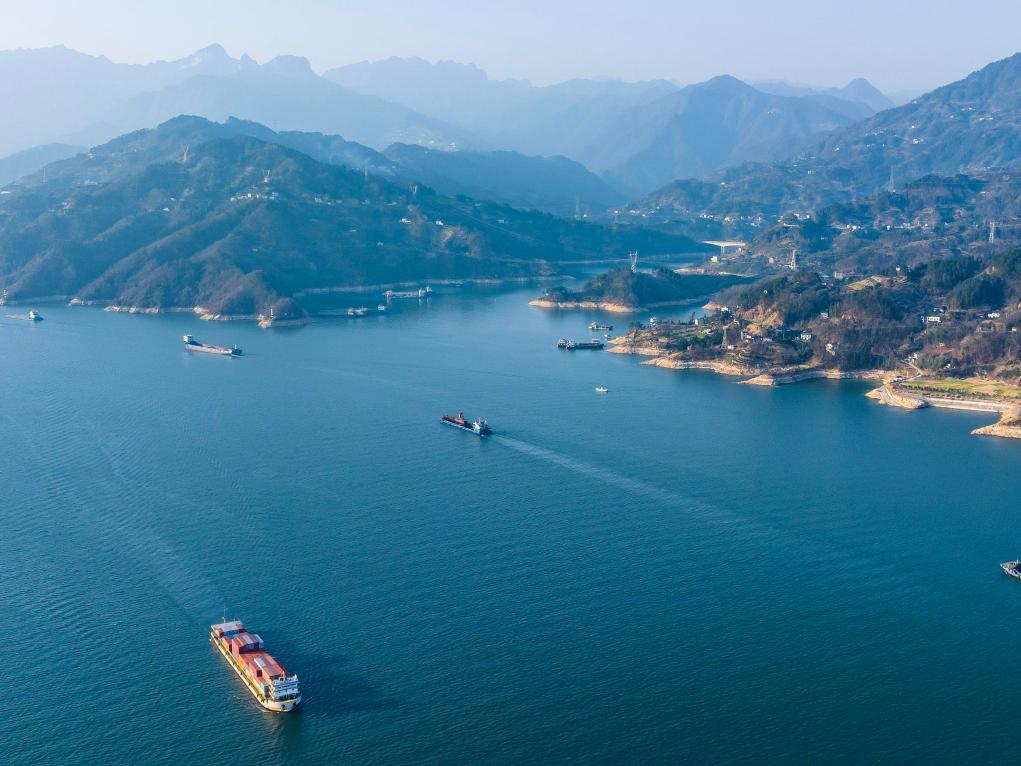 湖北千年古韵与现代新篇，播音稿探寻之旅