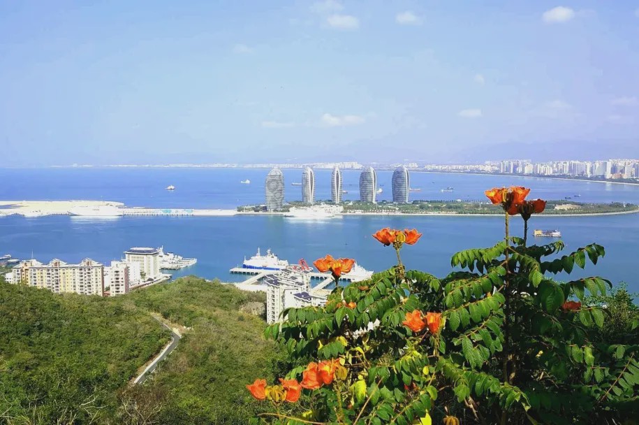 南海碧宝石，海南的历史与文化魅力